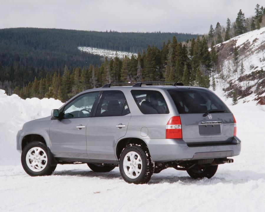  Acura MDX (YD1) 2001 года  (фото 2 из 19)